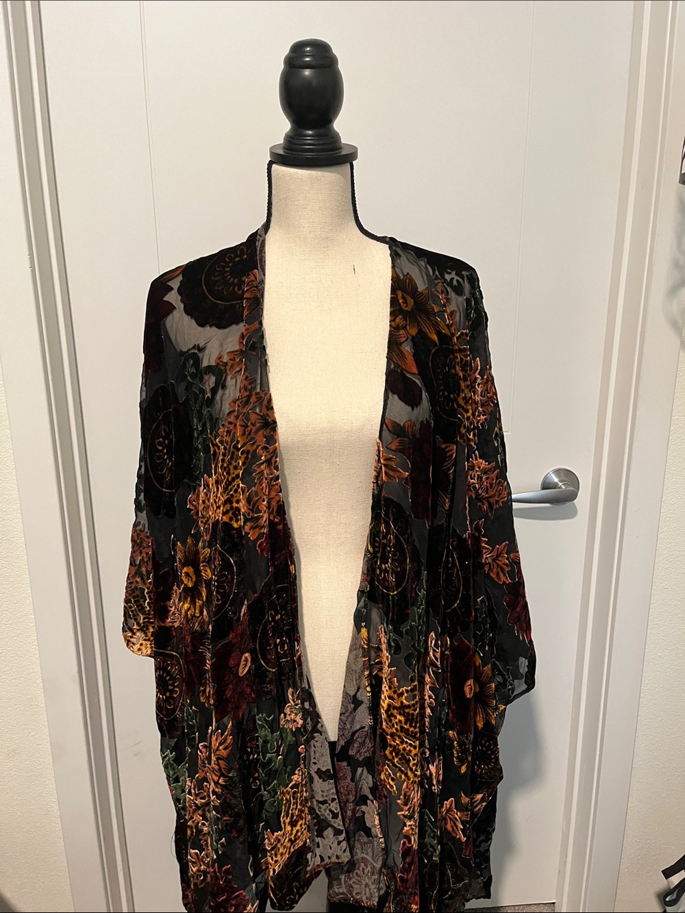 Torrid Multicolor Burnout Design Open Style Ruana Bohemian Modern Resort NWT - Picture 3 of 9